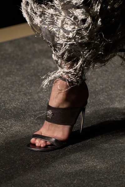 Look 96